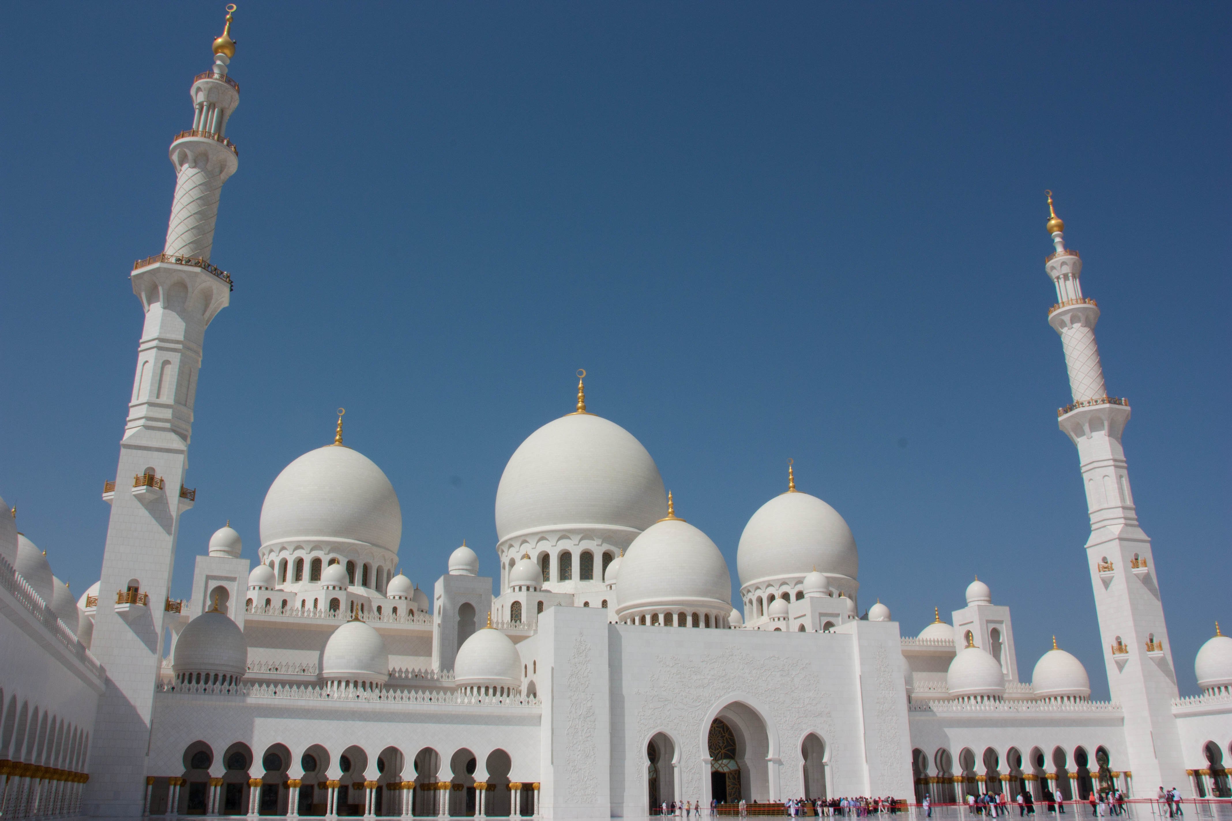 Arabic Zeal » Sightseeing in Abu Dhabi